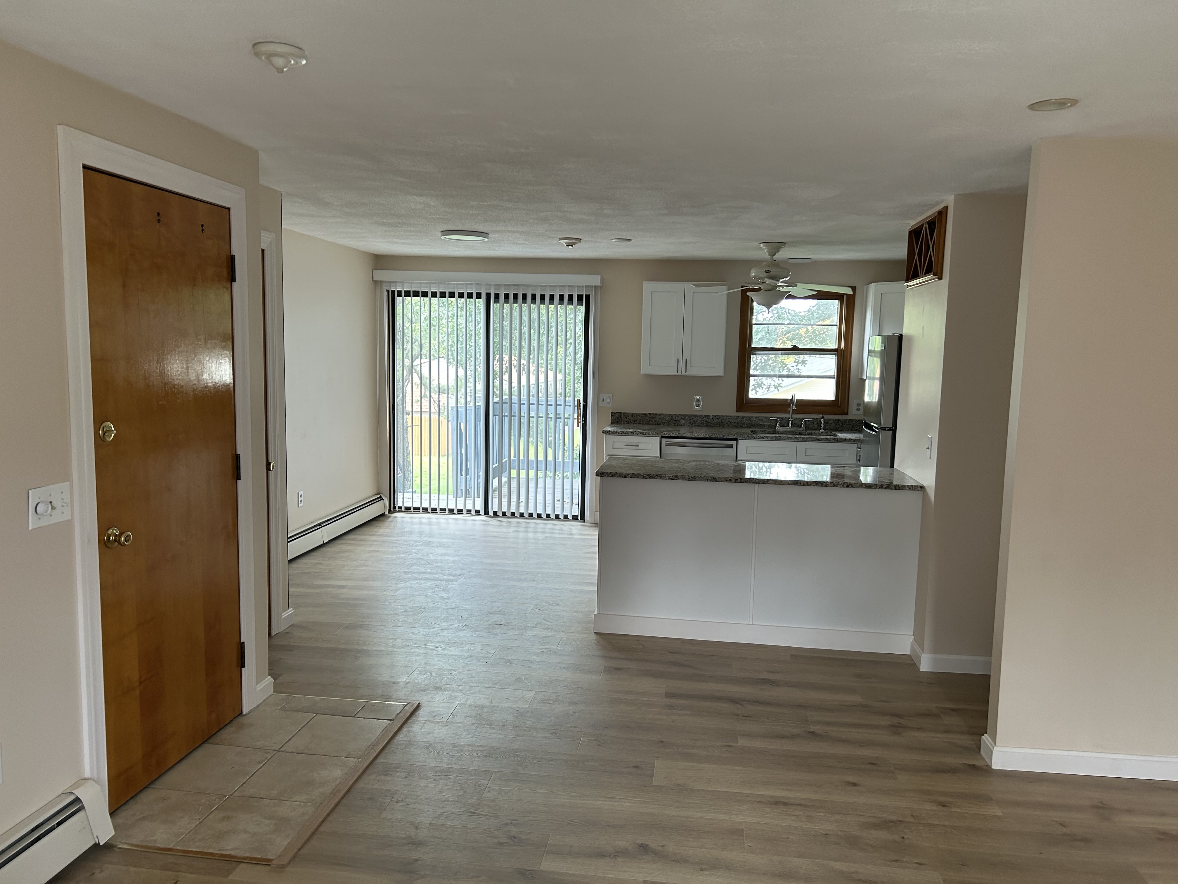 287 Mayfield Avenue – photo 1