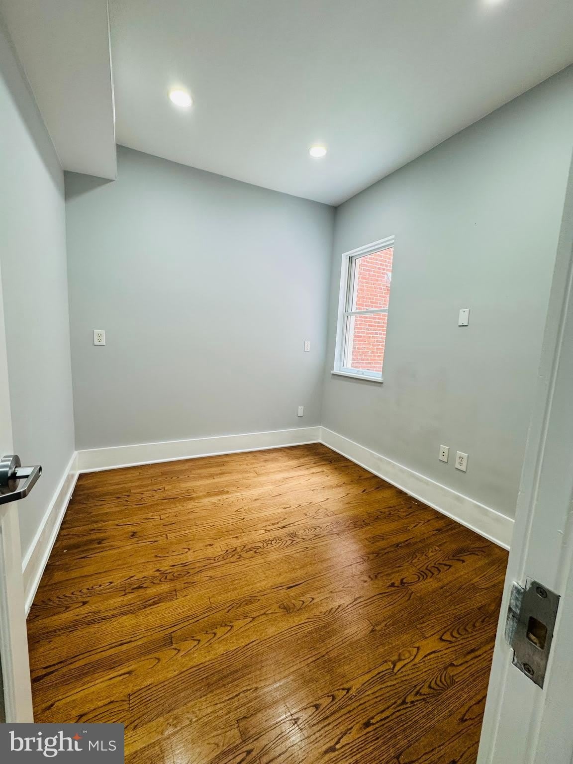 525 2Nd Street Ne – photo 4