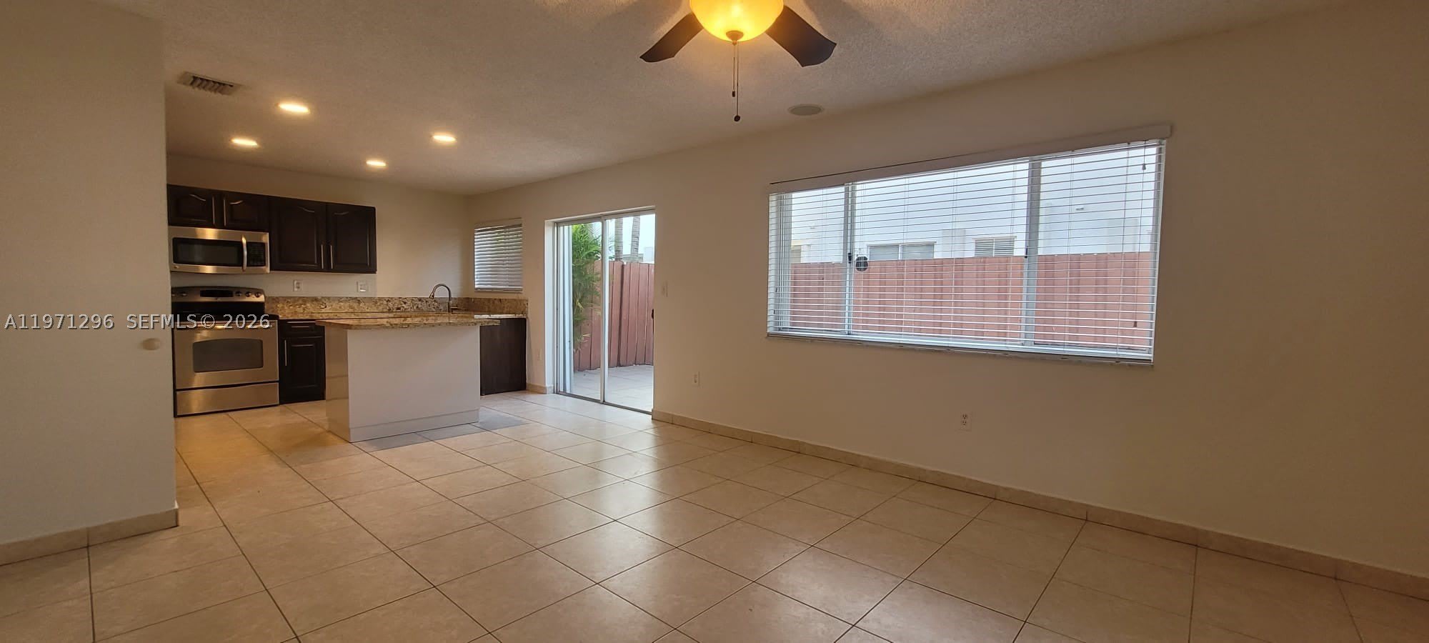 10863 Nw 53 Ln – photo 2