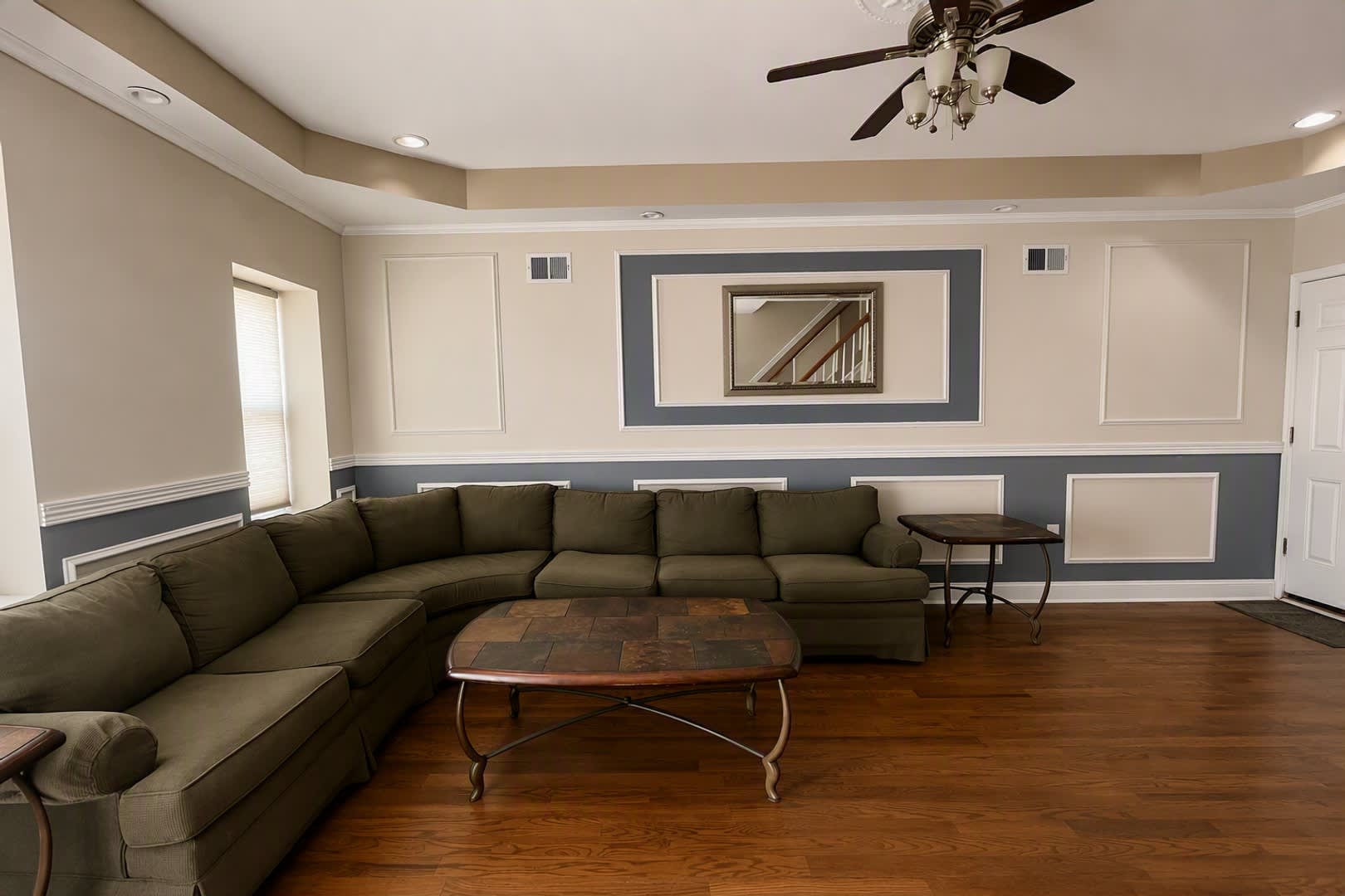 5 Bedroom 3 Bathroom W Roof Deck And Private Parking – photo 3