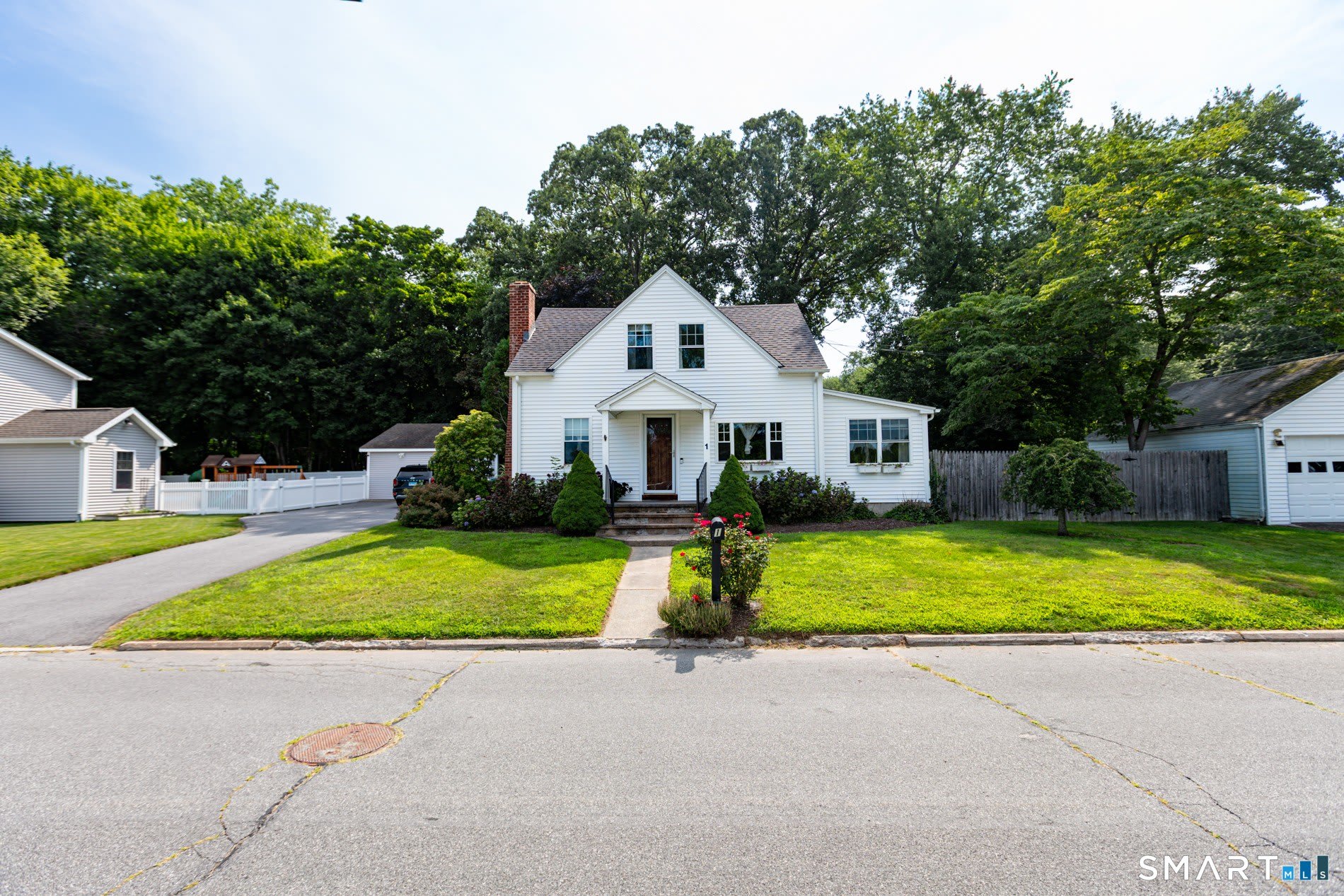 1 Middle Street – photo 1