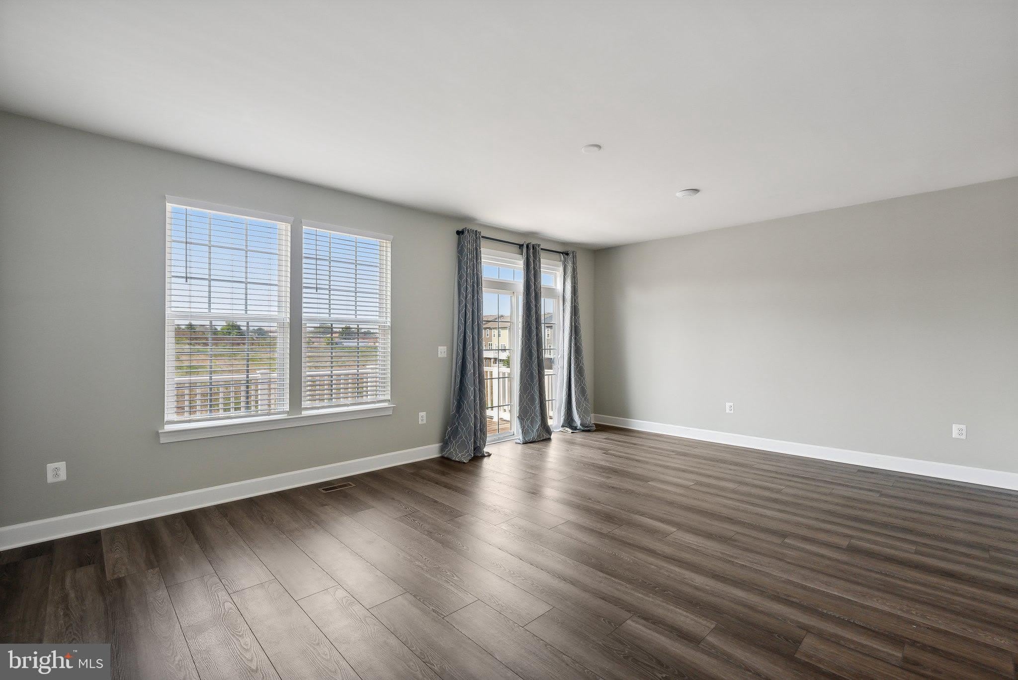 13827 LITESPEED Way – photo 5