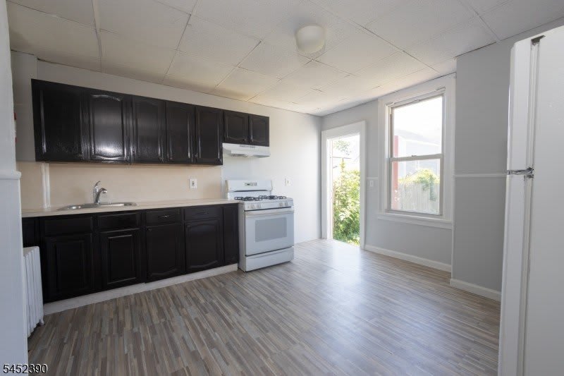 297 W Broadway – photo 2