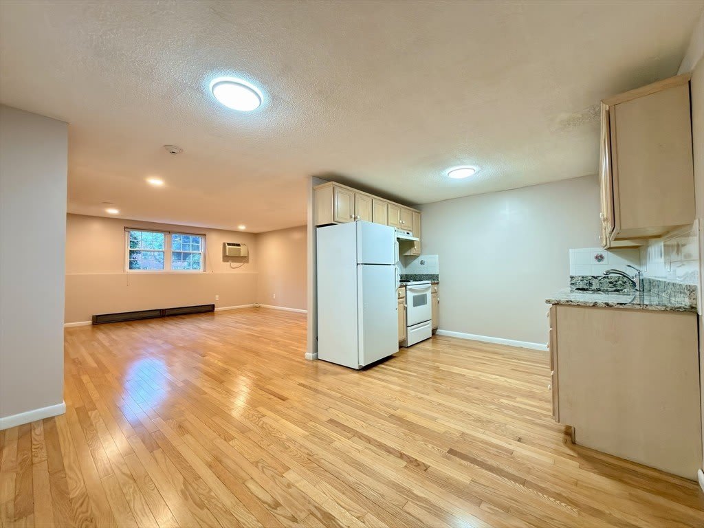 89 Pleasant Street – photo 4