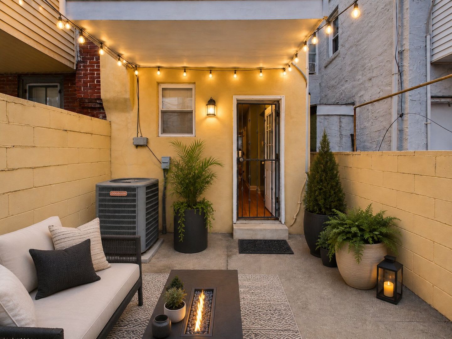 Lower Moyamensing Townhome with Private Patio, Finished Basement & Modern Updates – photo 5