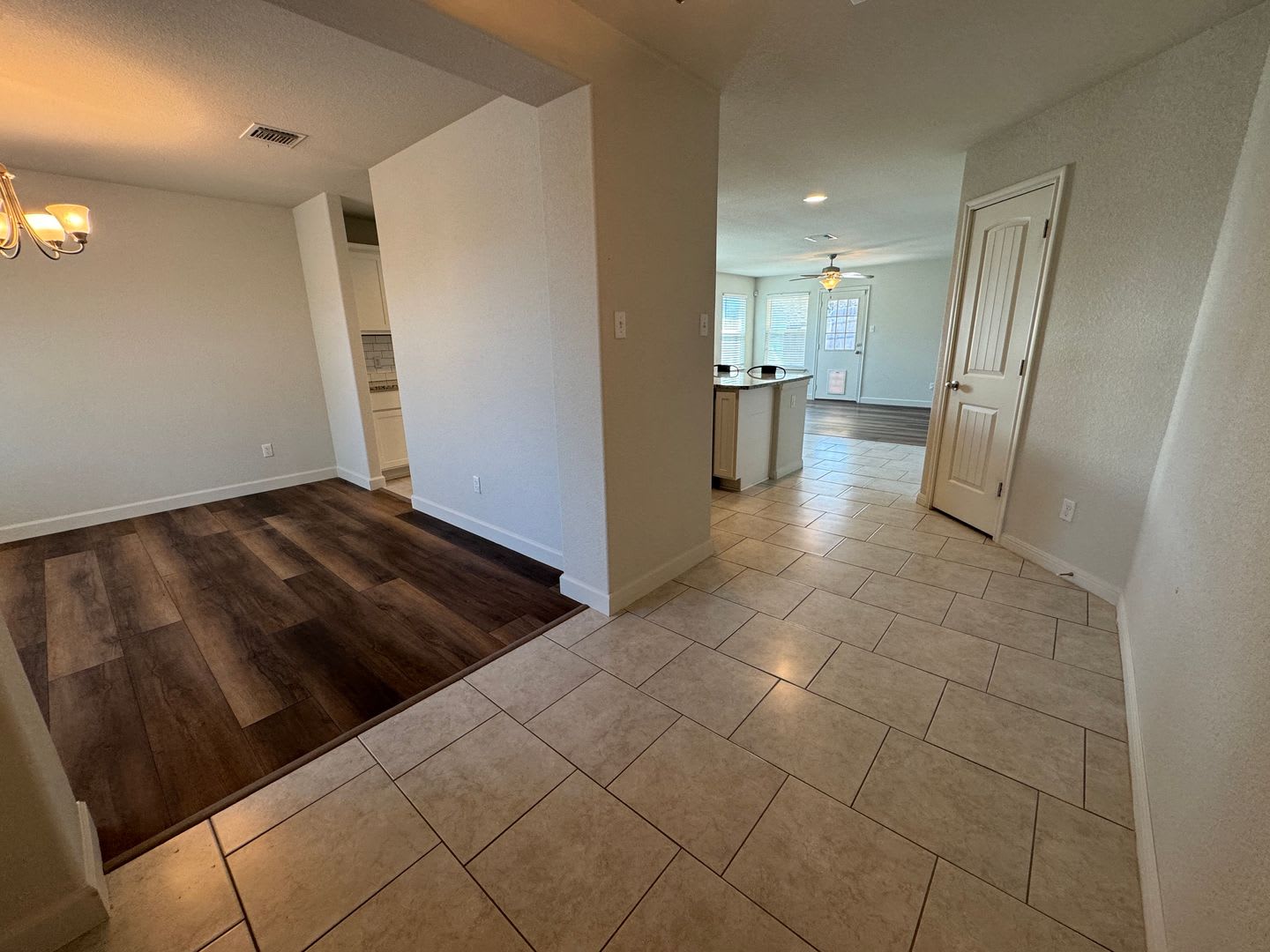 3-Bedroom House for Rent in Killeen – photo 3