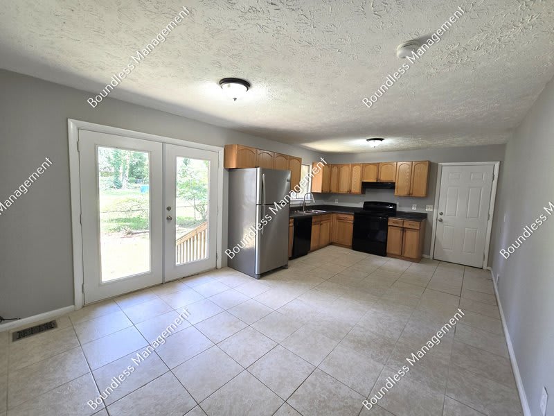 8834 Homewood Dr – photo 4
