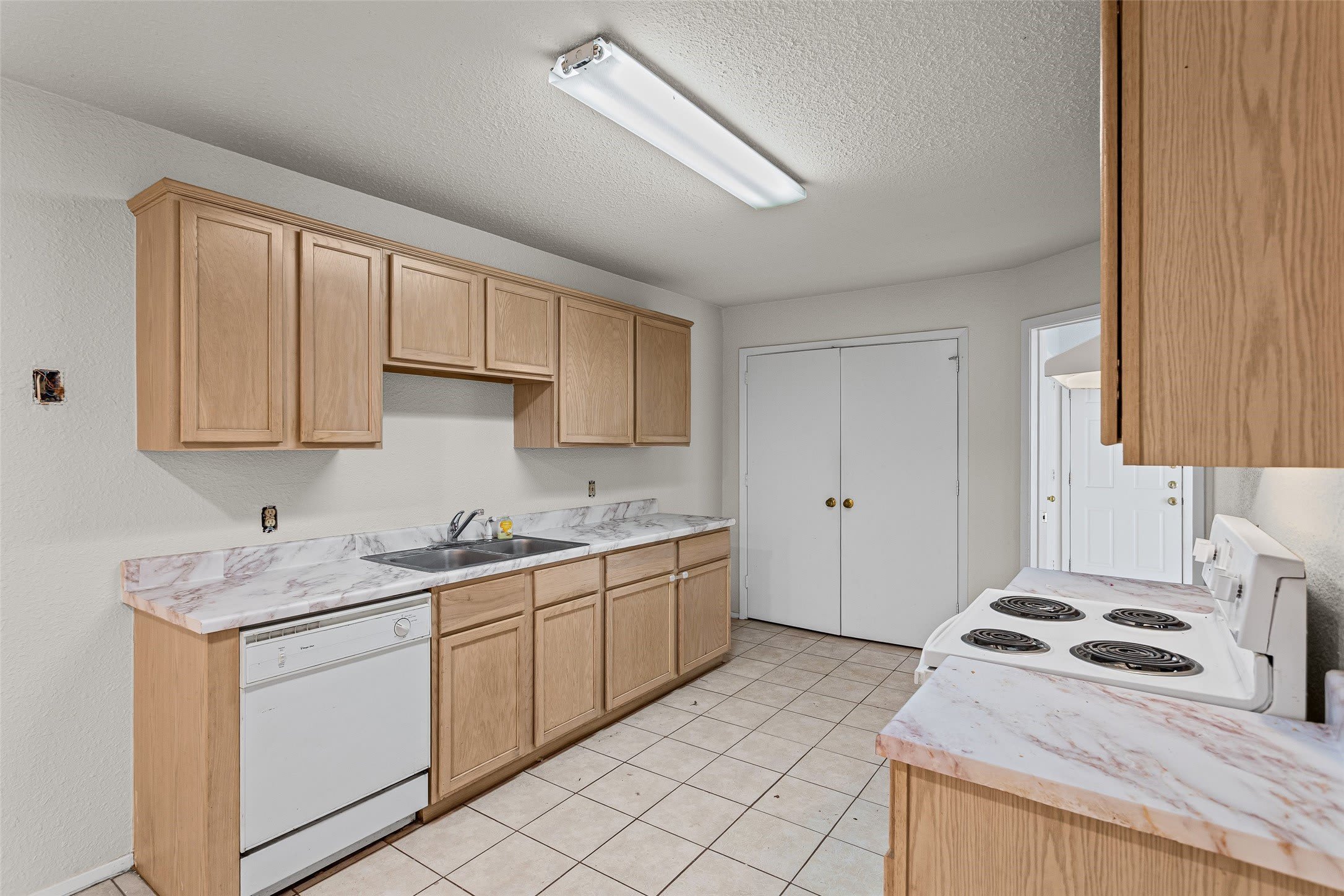 2720 James Road – photo 5