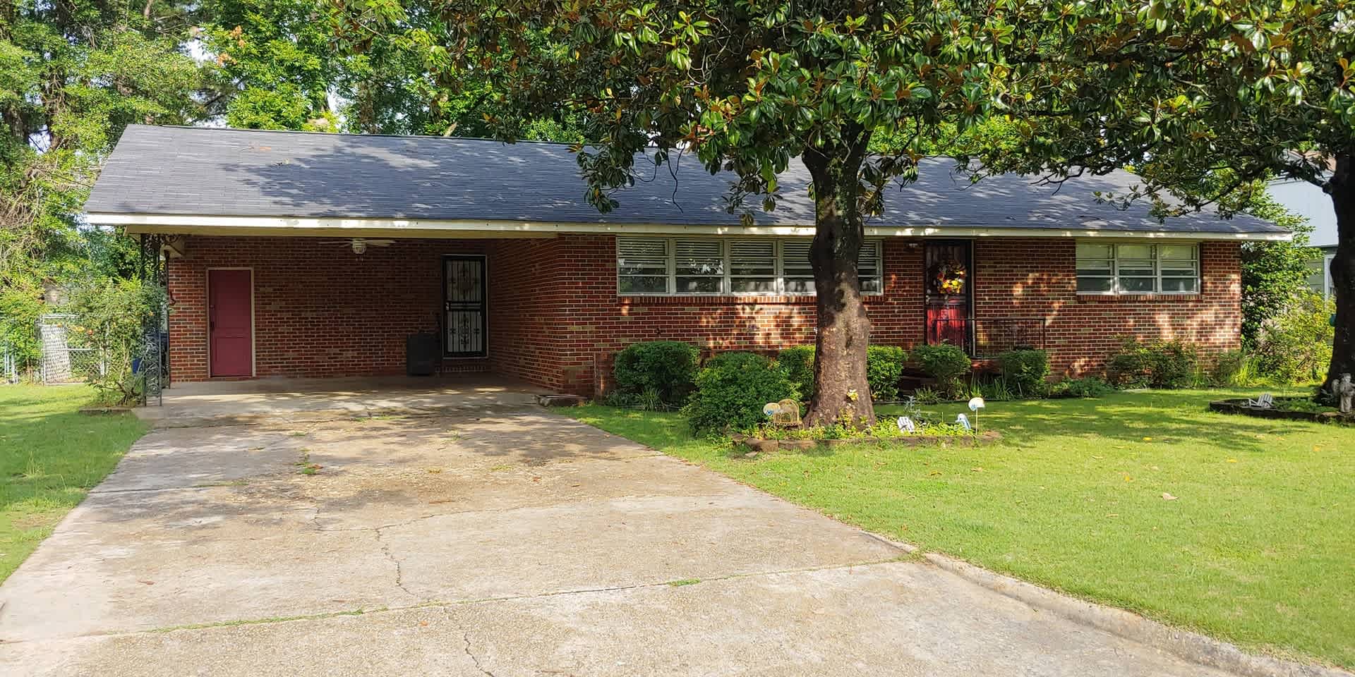 Nice 2 bedroom 2 Bath Home in Northport – photo 1
