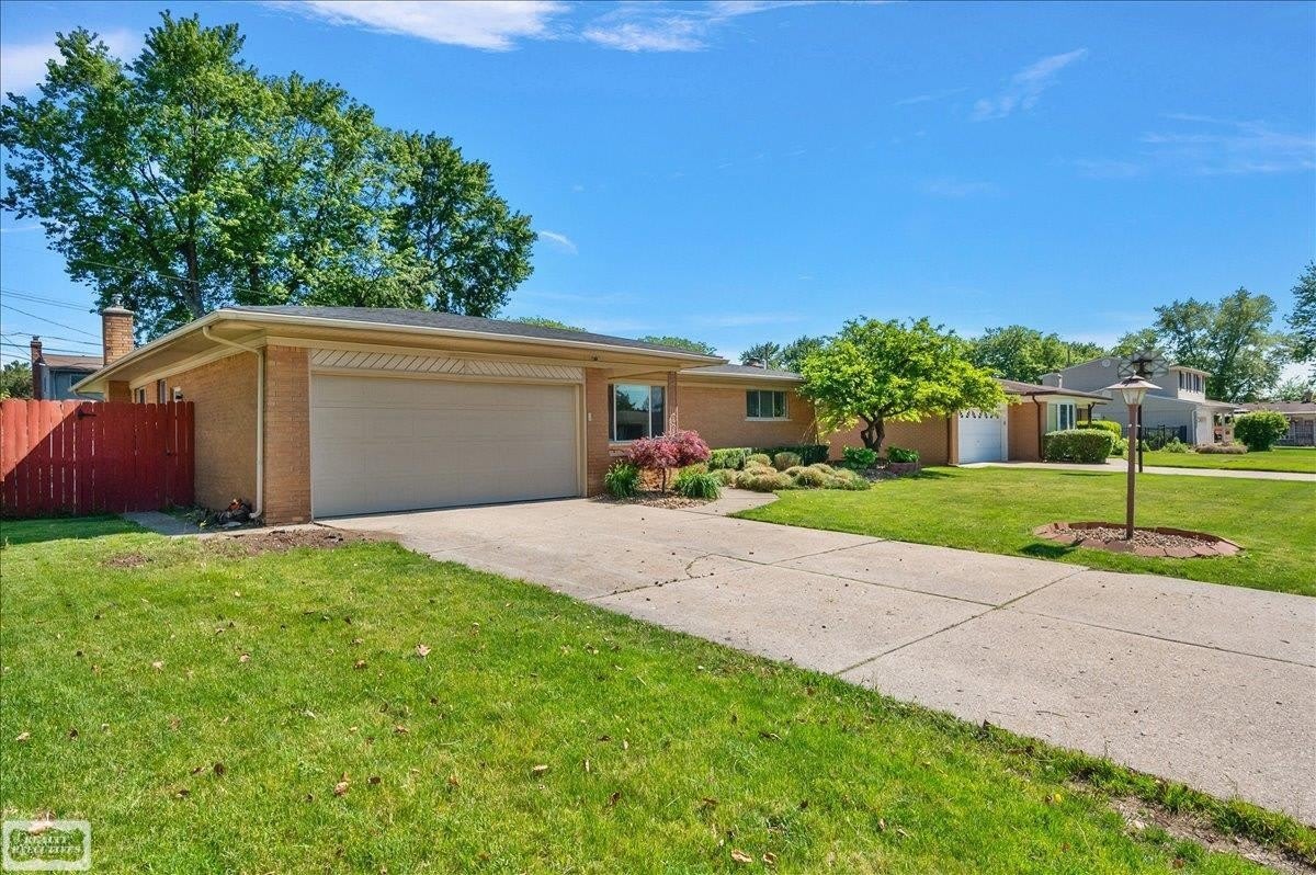11489 Anna Lisa Street – photo 4