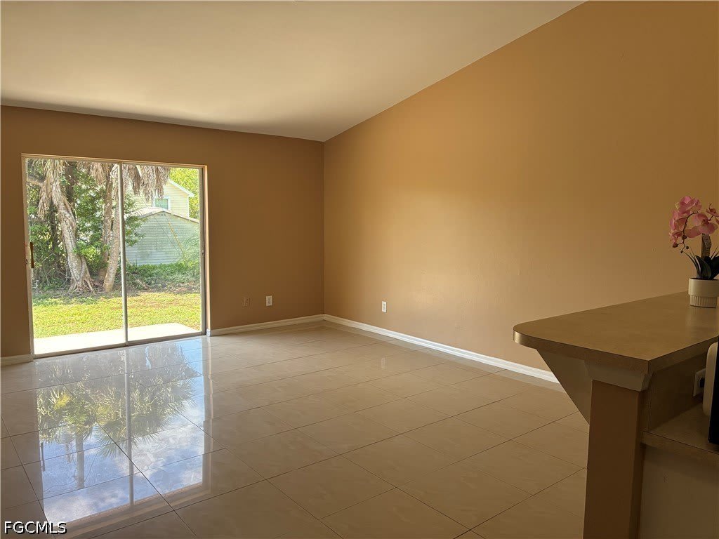 10741 Robinson Street – photo 4