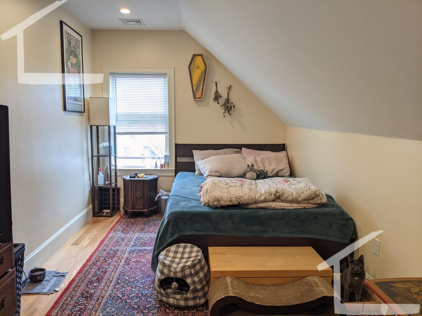 Fully Renovated 4-Bed Gem in Brighton! – photo 2