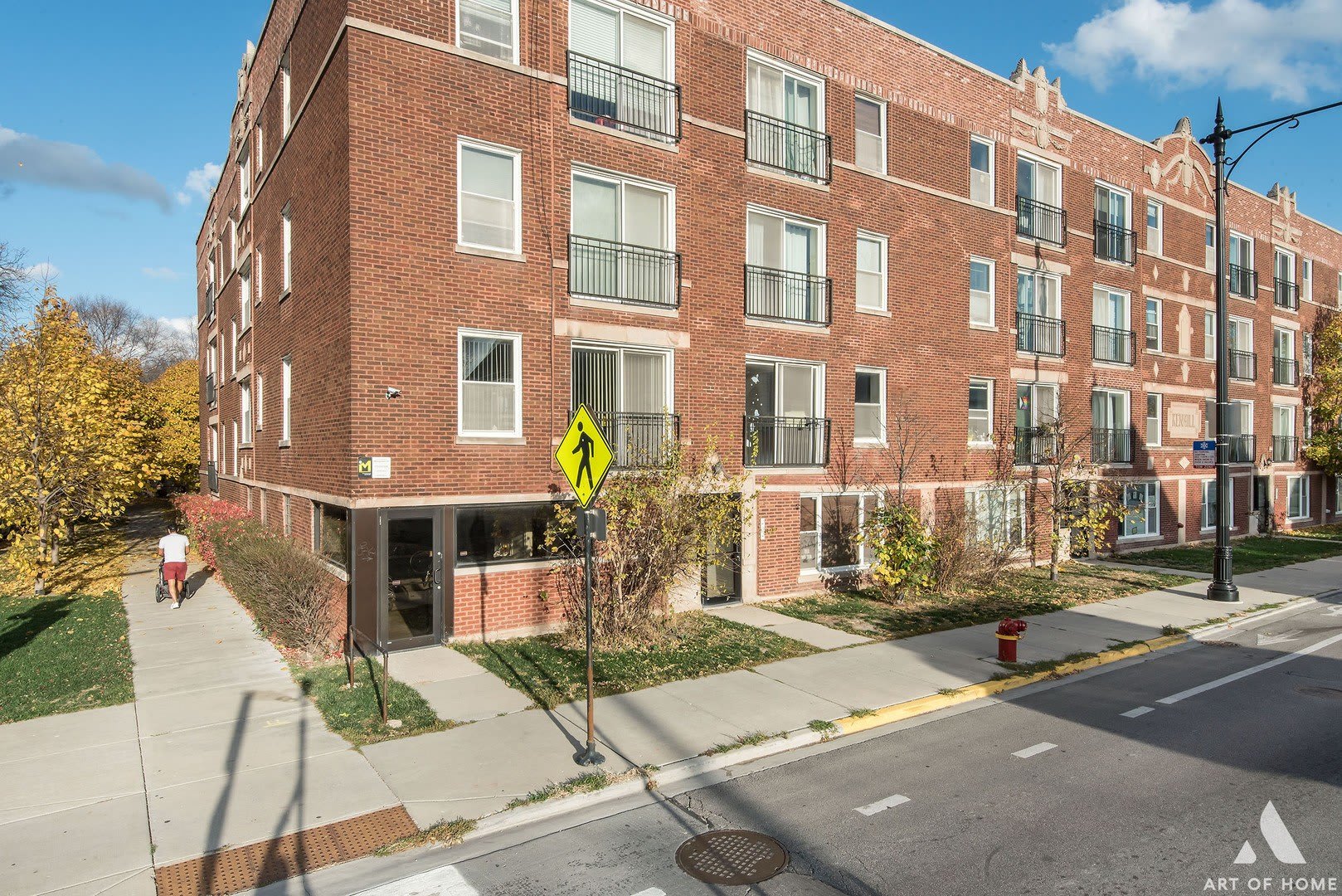 3733 N MILWAUKEE Avenue – photo 1