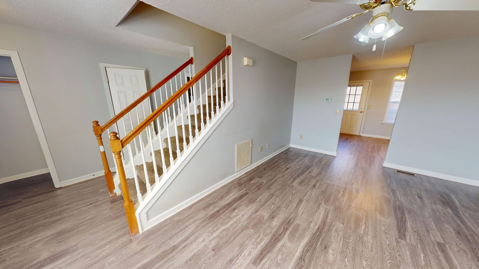 Three Bedroom Spacious Columbia, TN Townhome! – photo 3