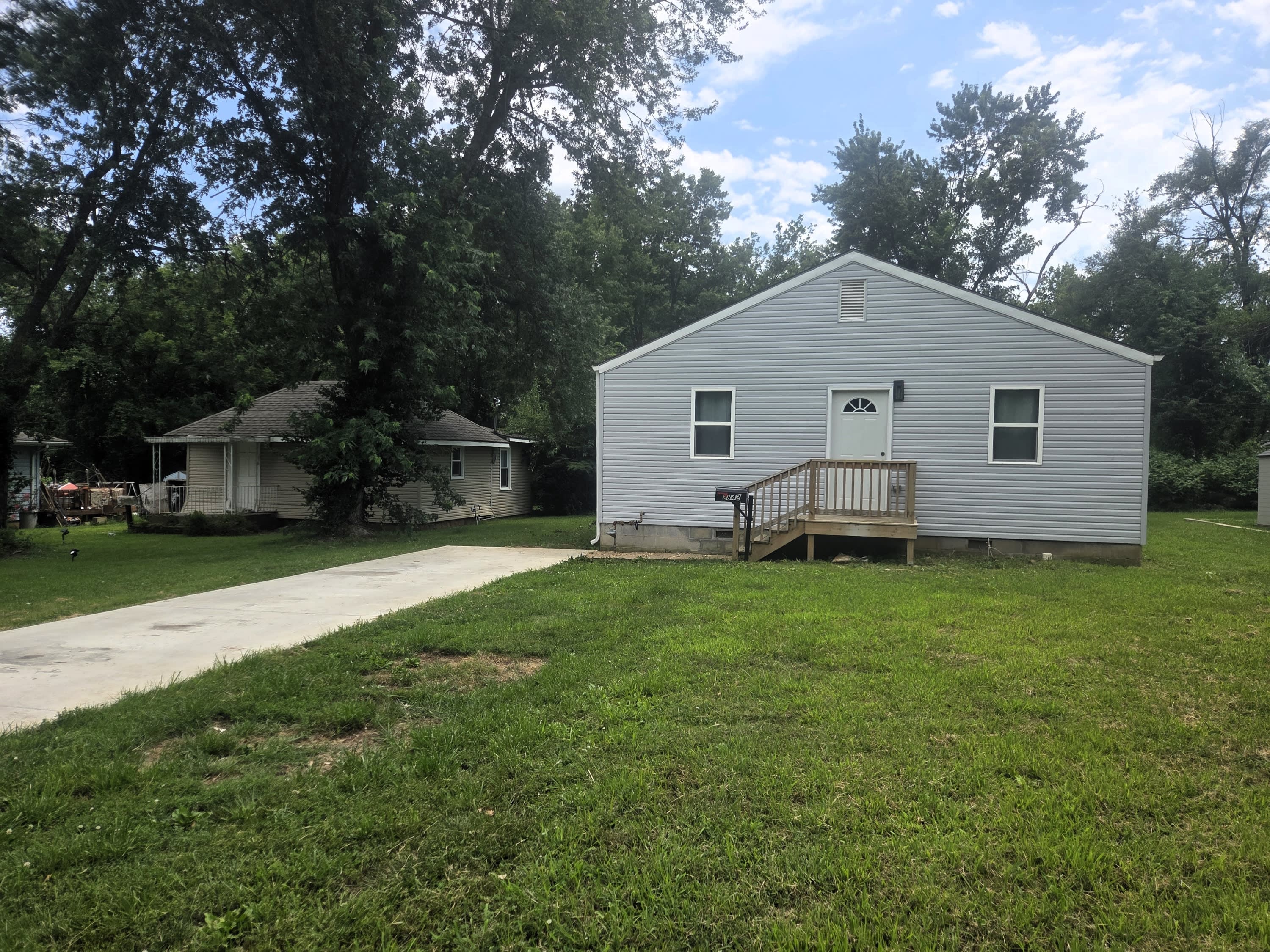 2842 West Elm Street – photo 1