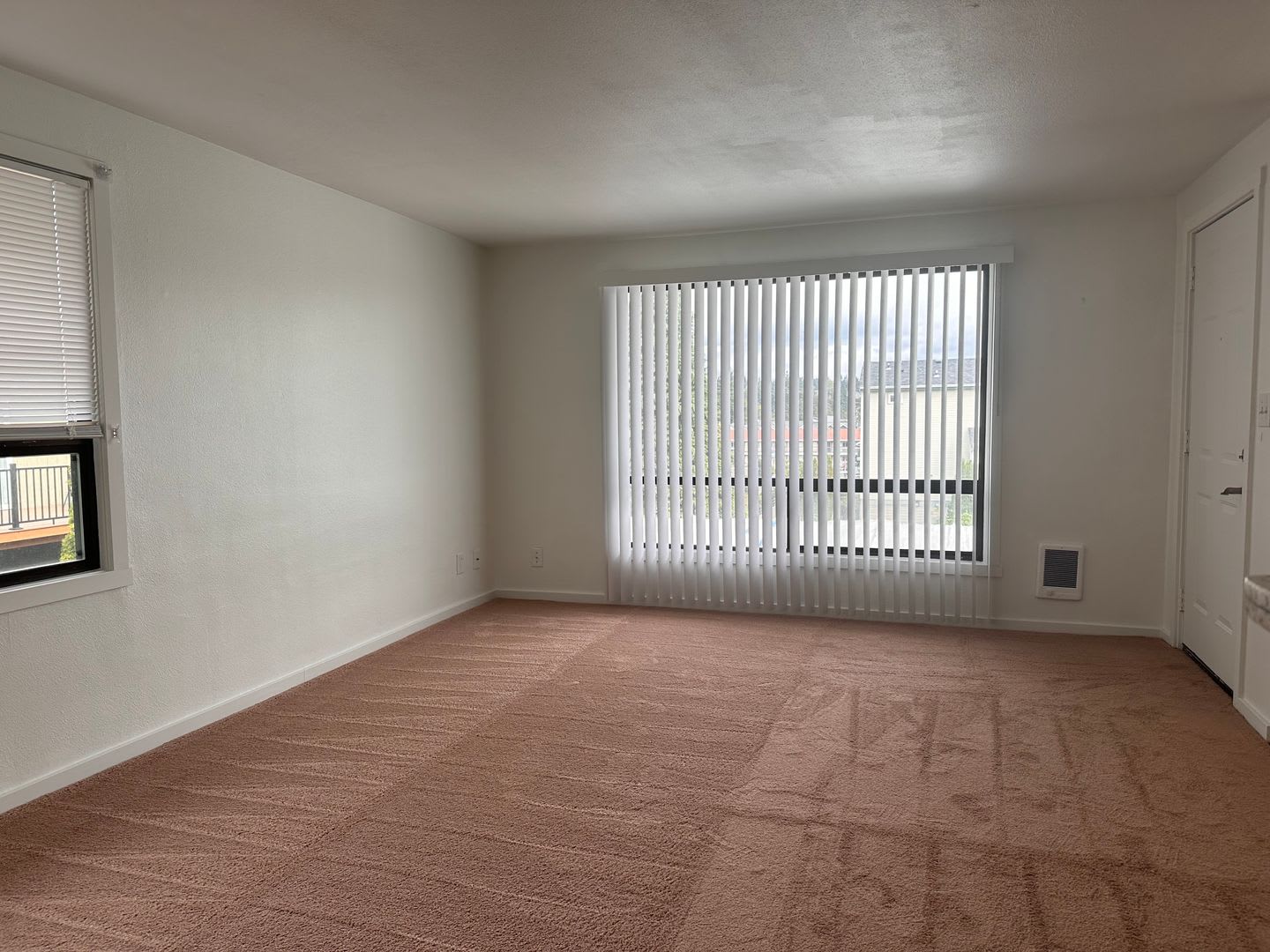 922 N 85th St – photo 5