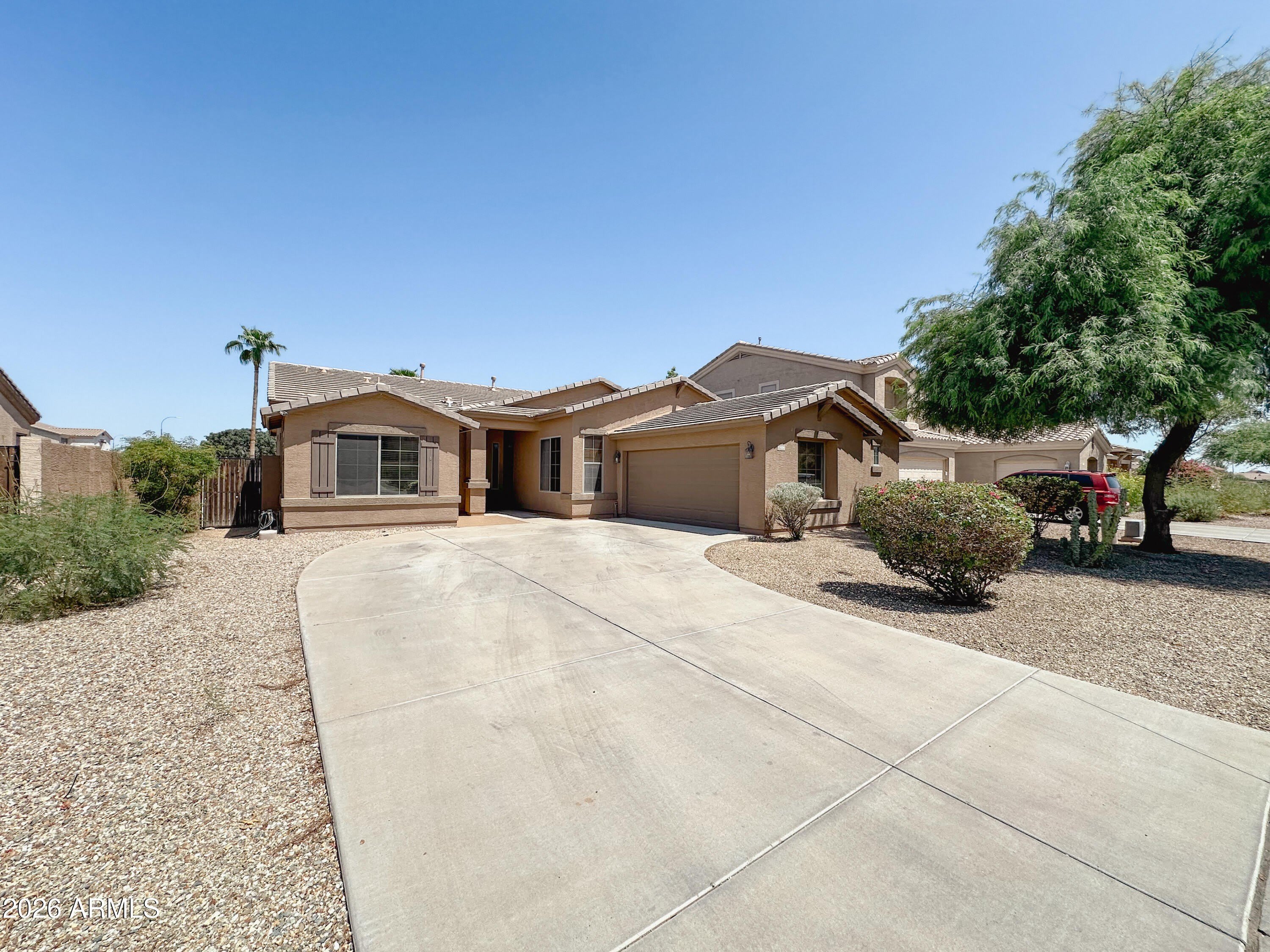 11034 W WASHINGTON Street – photo 1