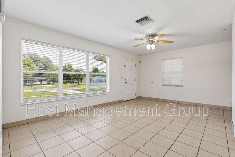 1544 Providence Boulevard – photo 5