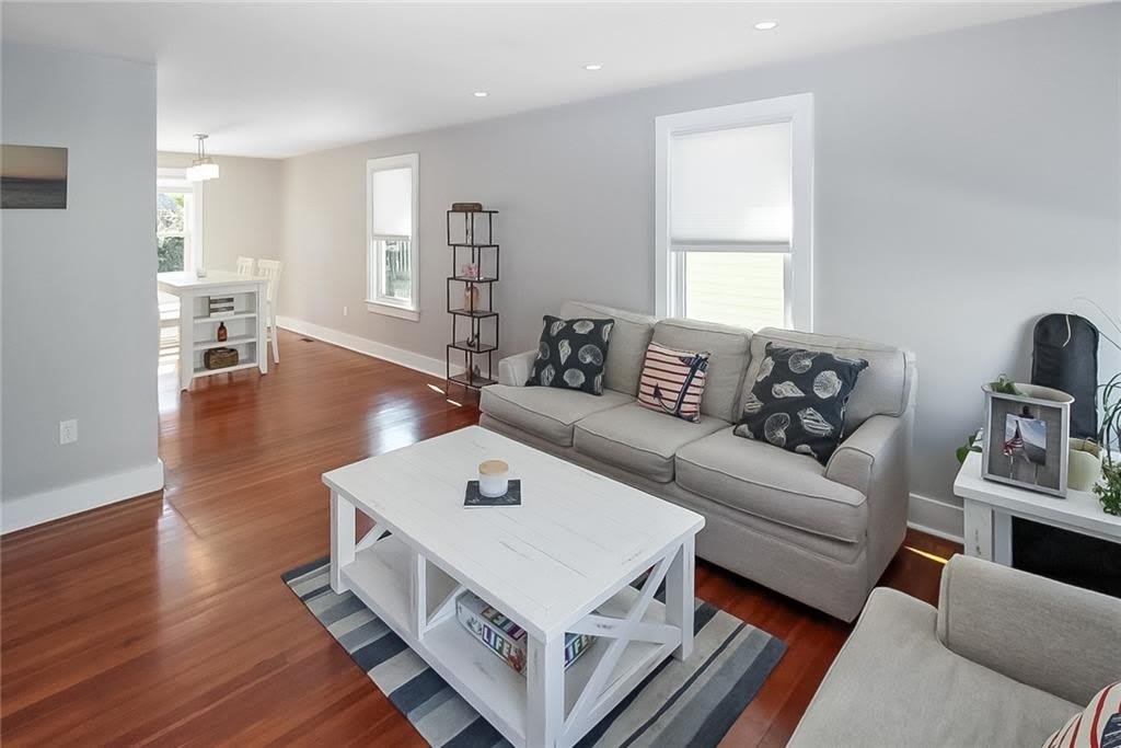 1 Conrad Court – photo 4