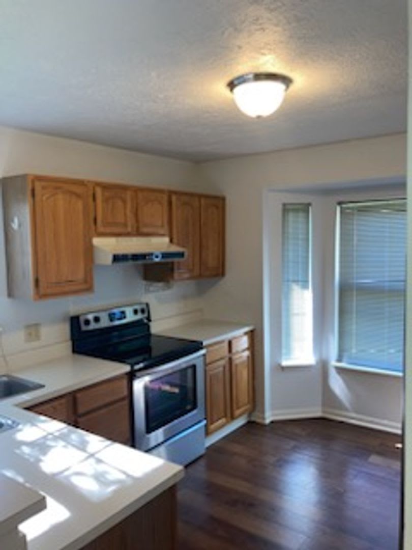 Spacious Washington Township Two Bedroom Ranch Near 86th and Ditch Rd – photo 5