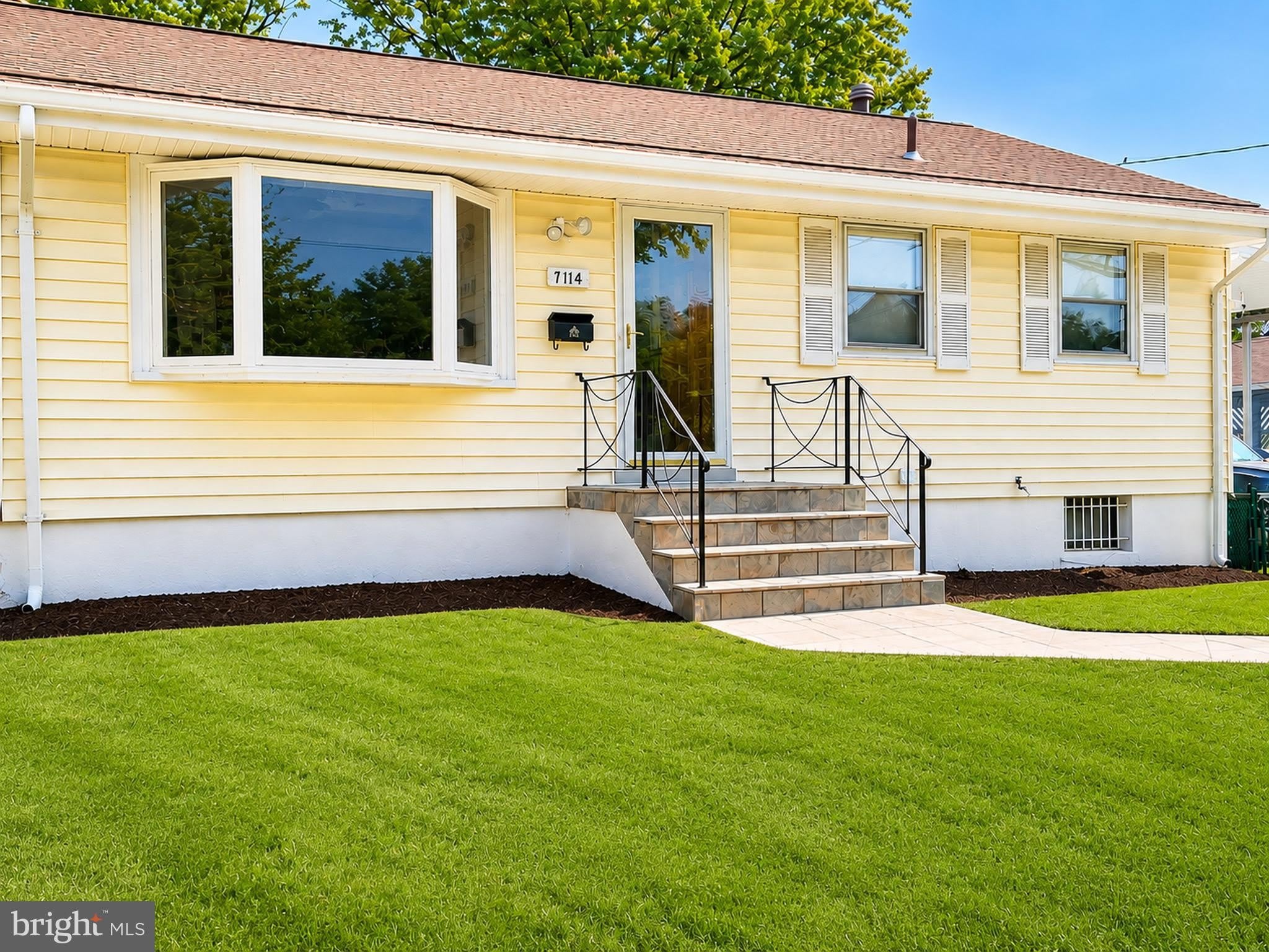 7114 E CEDAR – photo 1