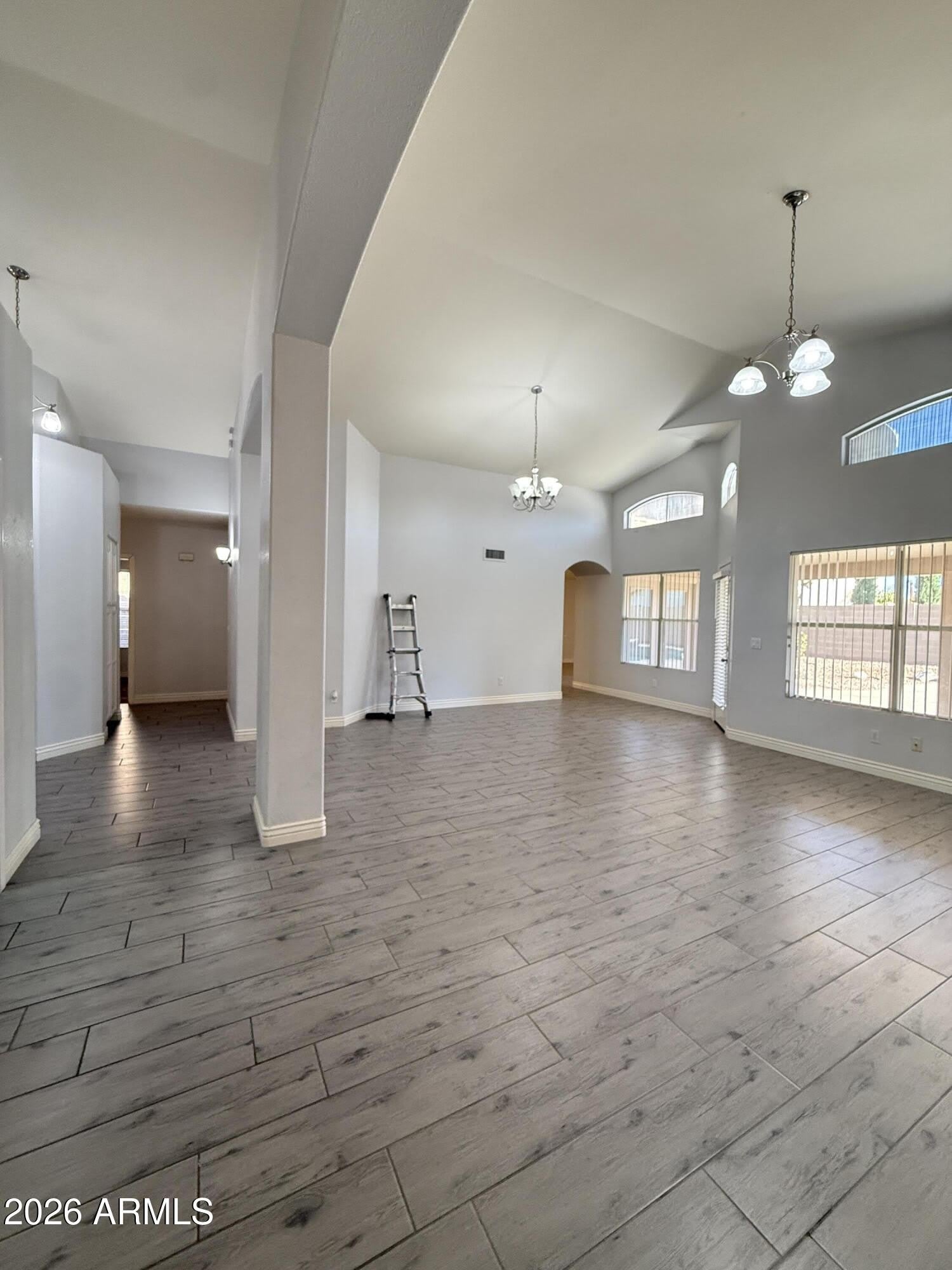 1265 E SPUR Avenue – photo 3
