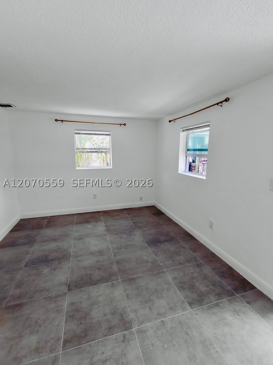 308 NW 2nd Ave – photo 5