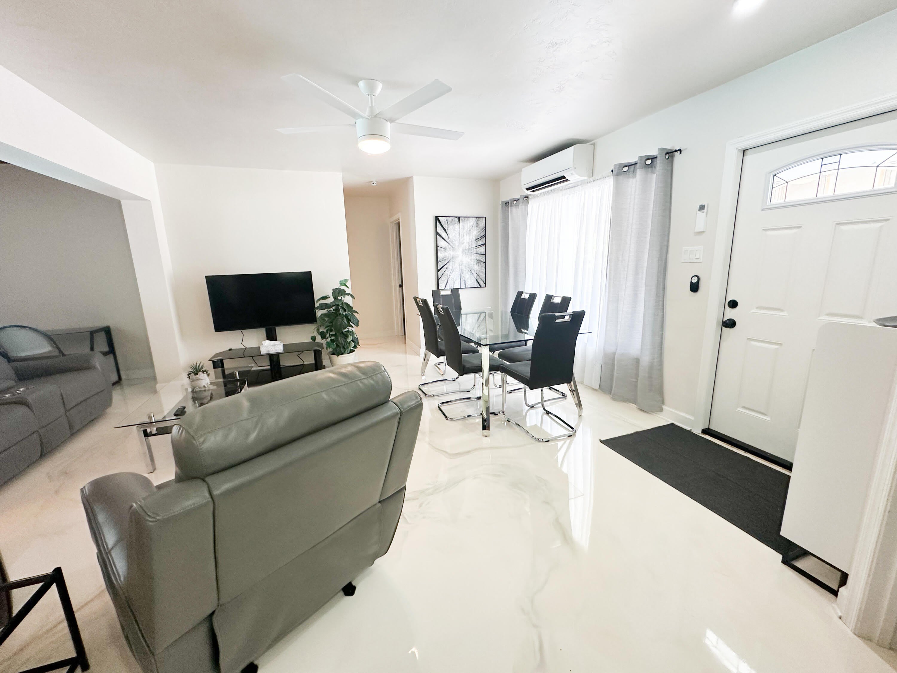 825 NE 6th Street – photo 4