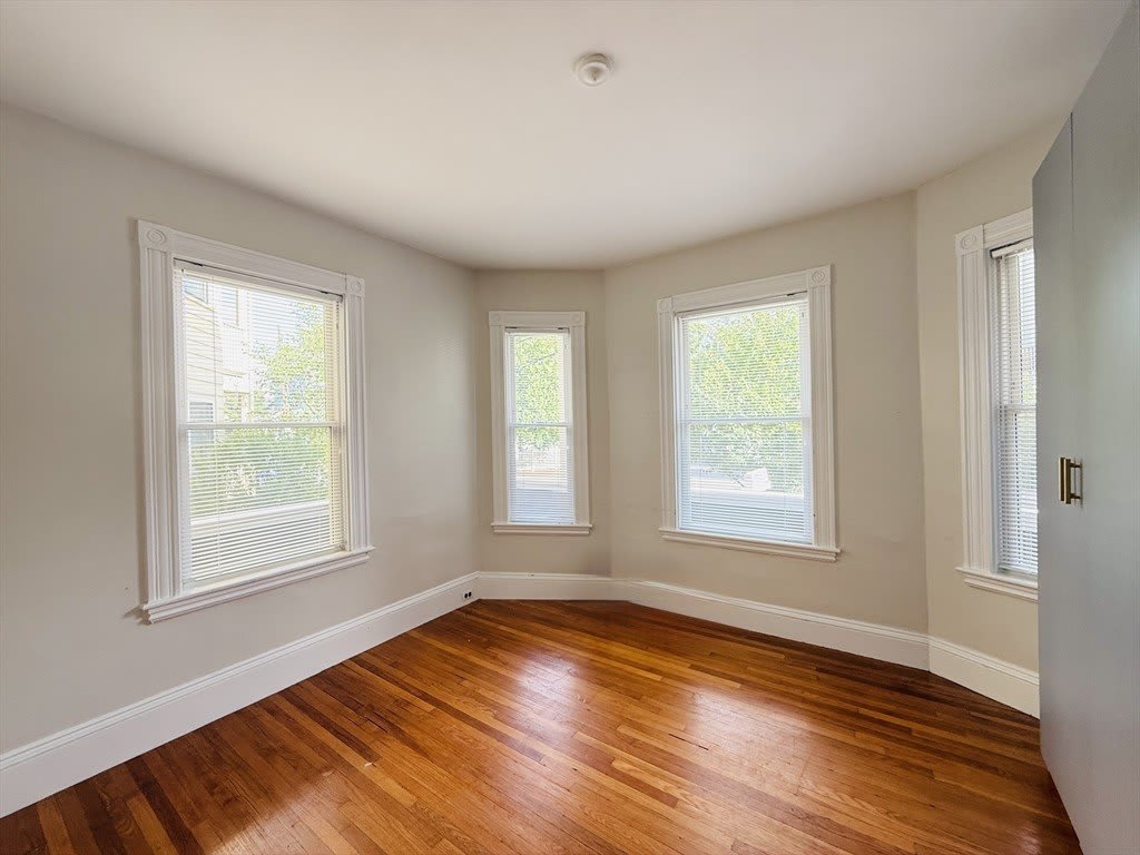 35 Kingston St – photo 5