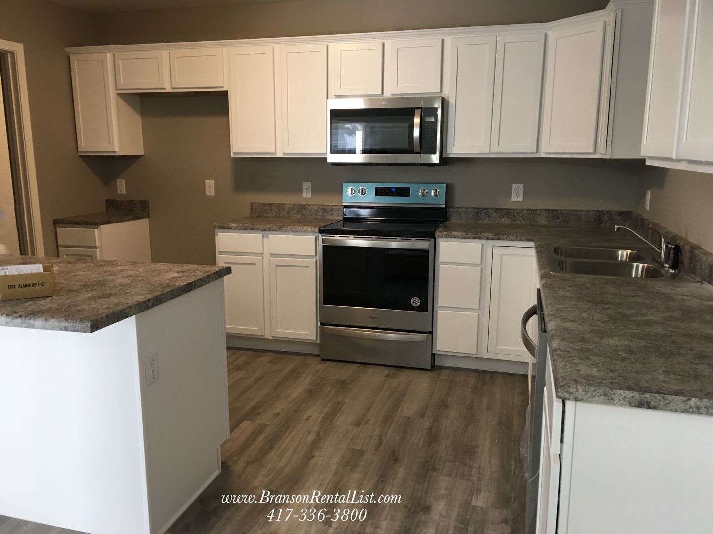 3BR with 1 Car Garage – photo 2