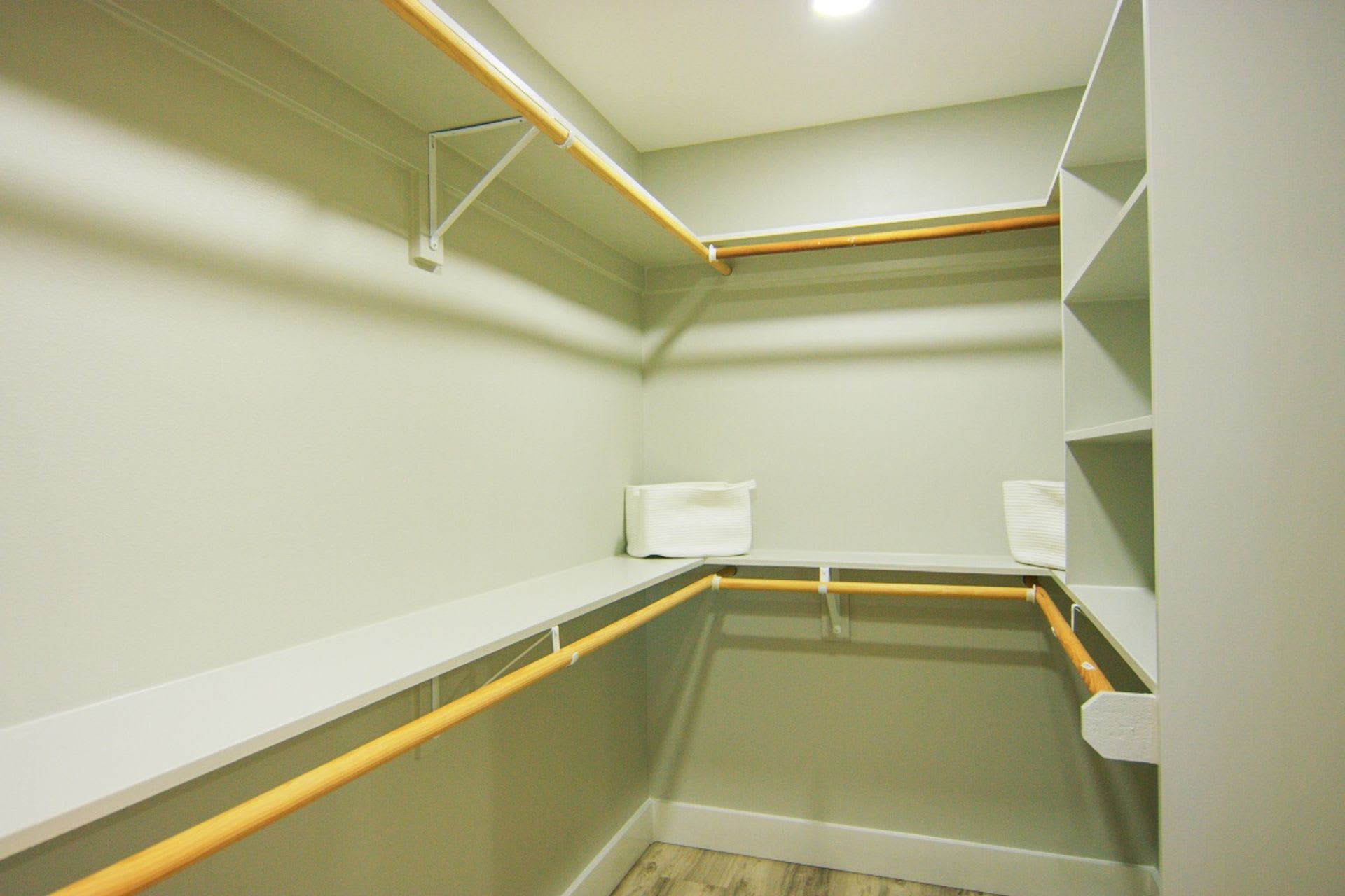 New modern studio with one bath – photo 2