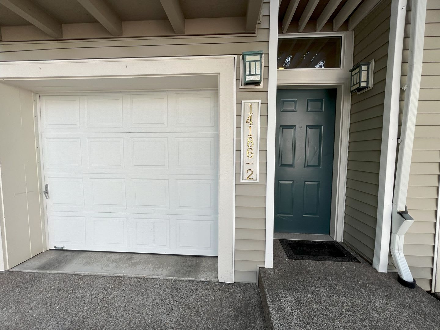 Inviting 2-Bed, 2-Bath Townhome with Updated Kitchen & Gas Fireplace – photo 2