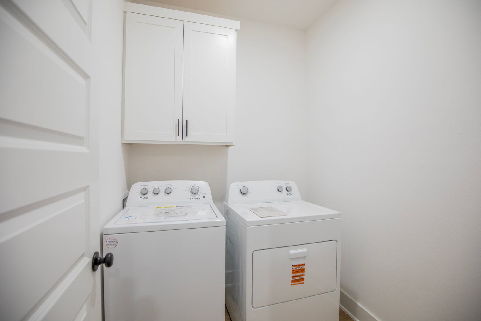 136 S Broyles Avenue – photo 5