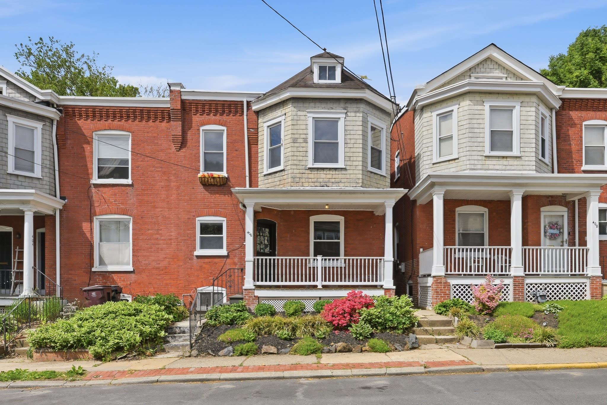 406 West 20th Street – photo 1