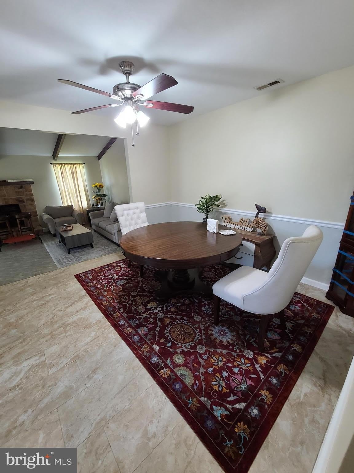 1105 JONATHAN Lane – photo 5