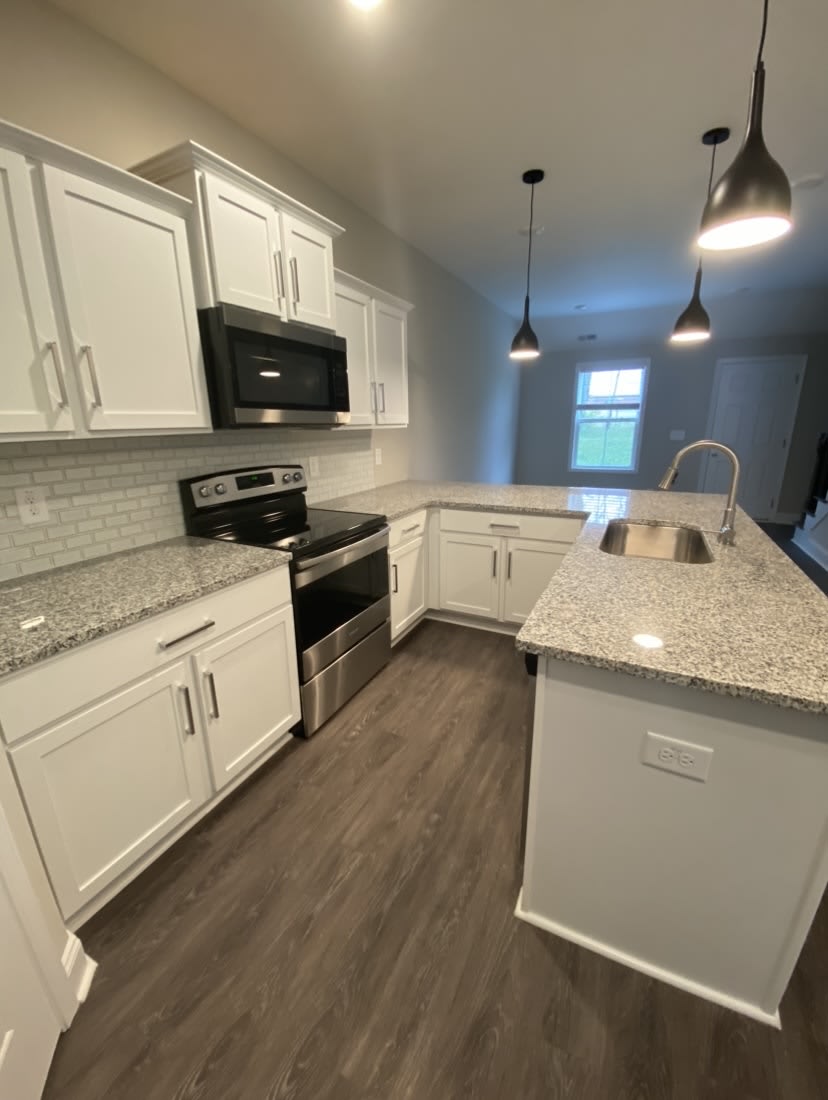 1024 Glenkirk Drive – photo 4