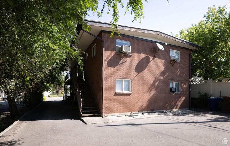 938 E Lowell Ave – photo 2