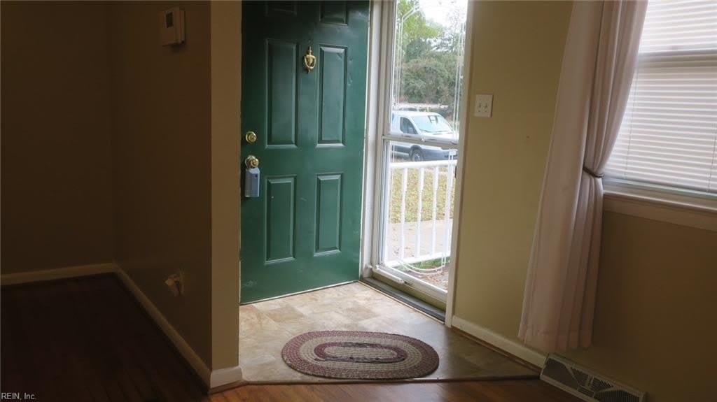 215 Clemwood Parkway – photo 3
