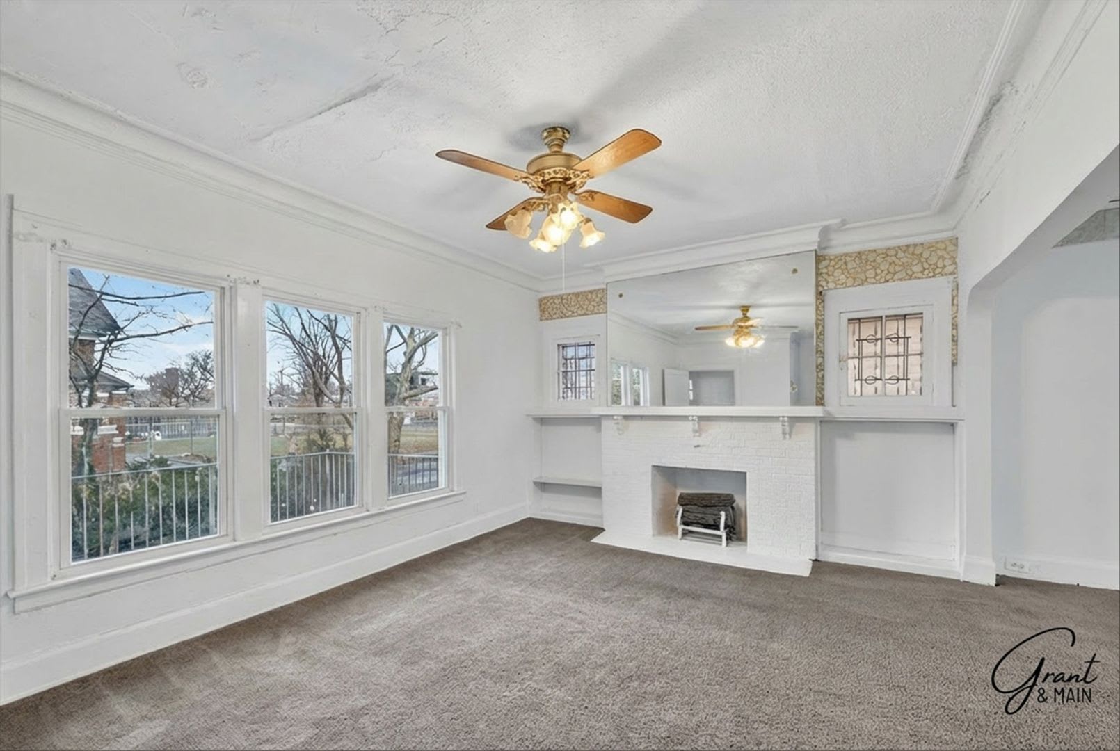 1550 4 Bedroom – photo 3