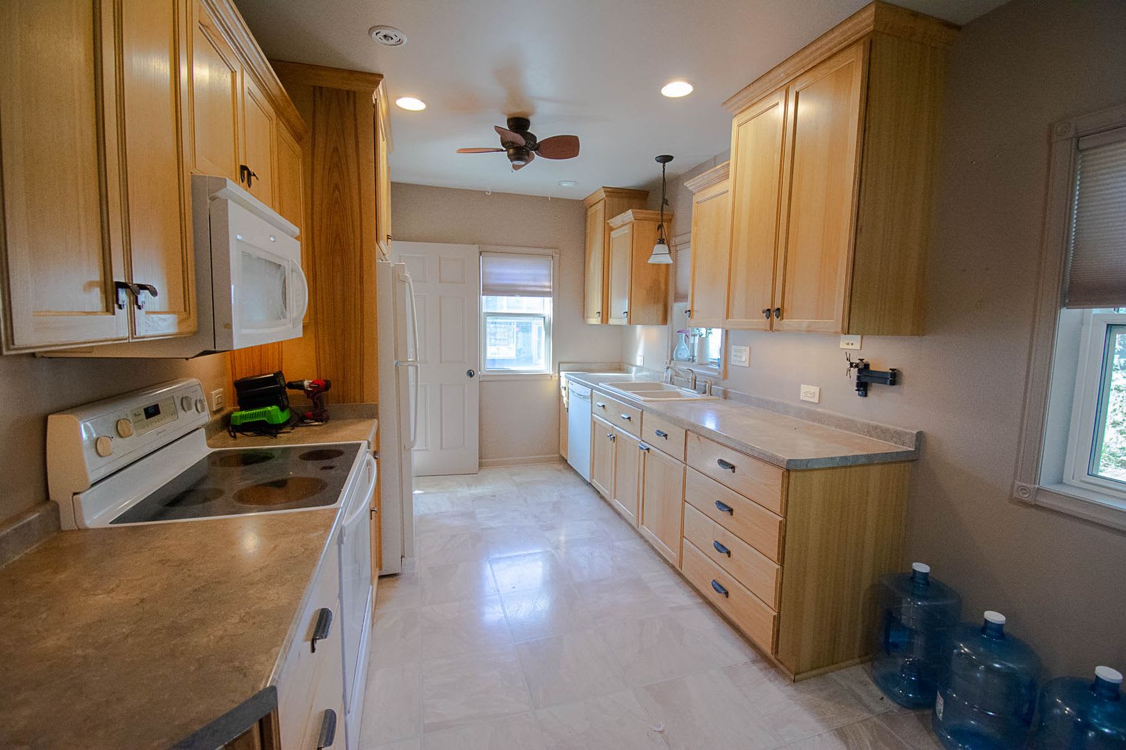 Charming 3-Bedroom 1-Bath Home Available For Rent – photo 4