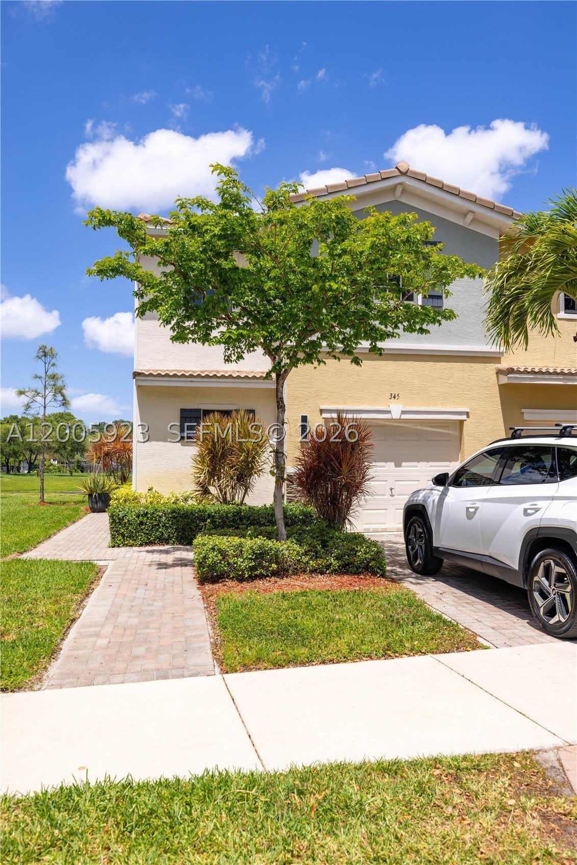 345 Ne 194Th Ln – photo 1