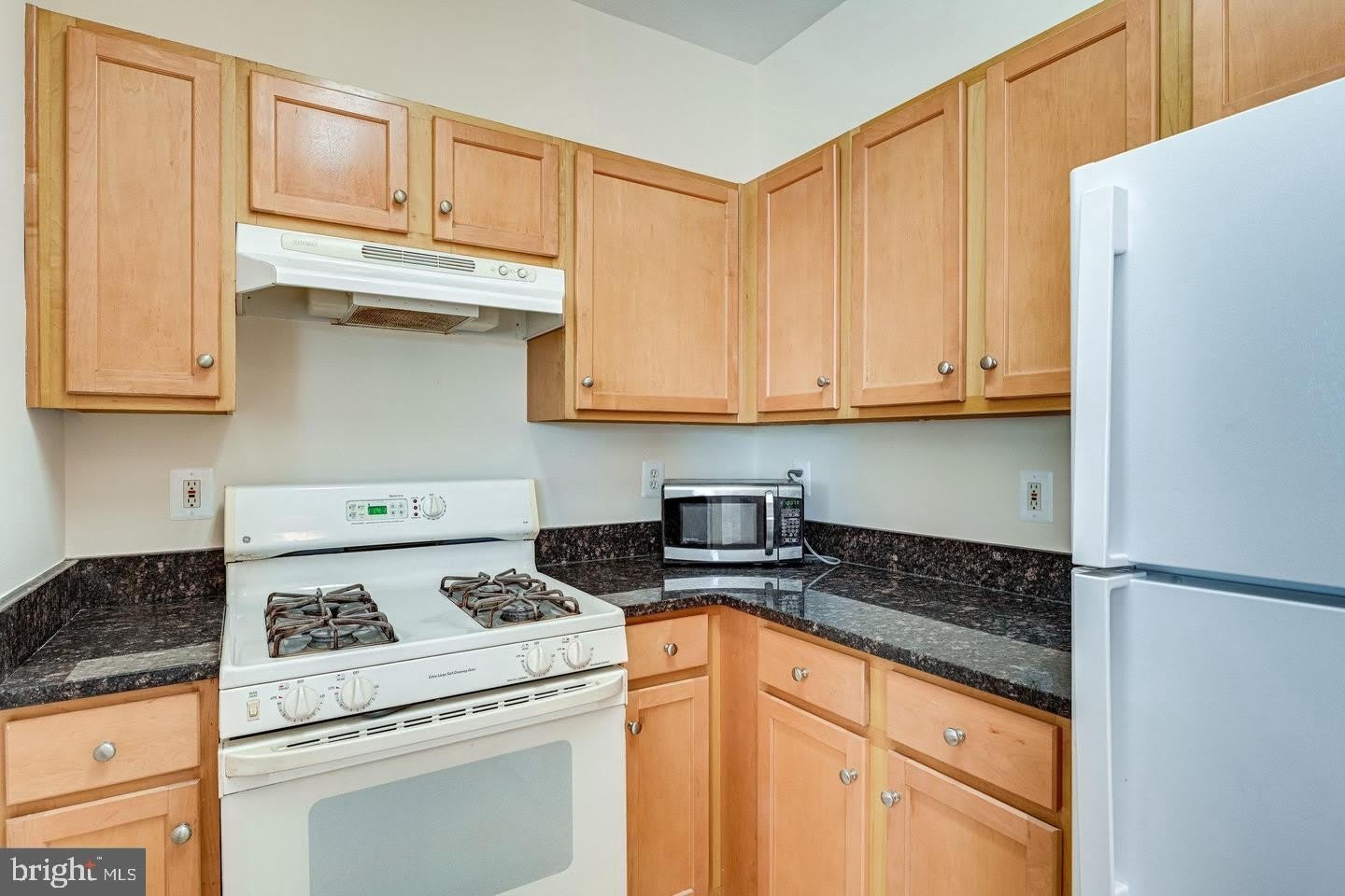 5115 TRAVIS EDWARD Way – photo 3