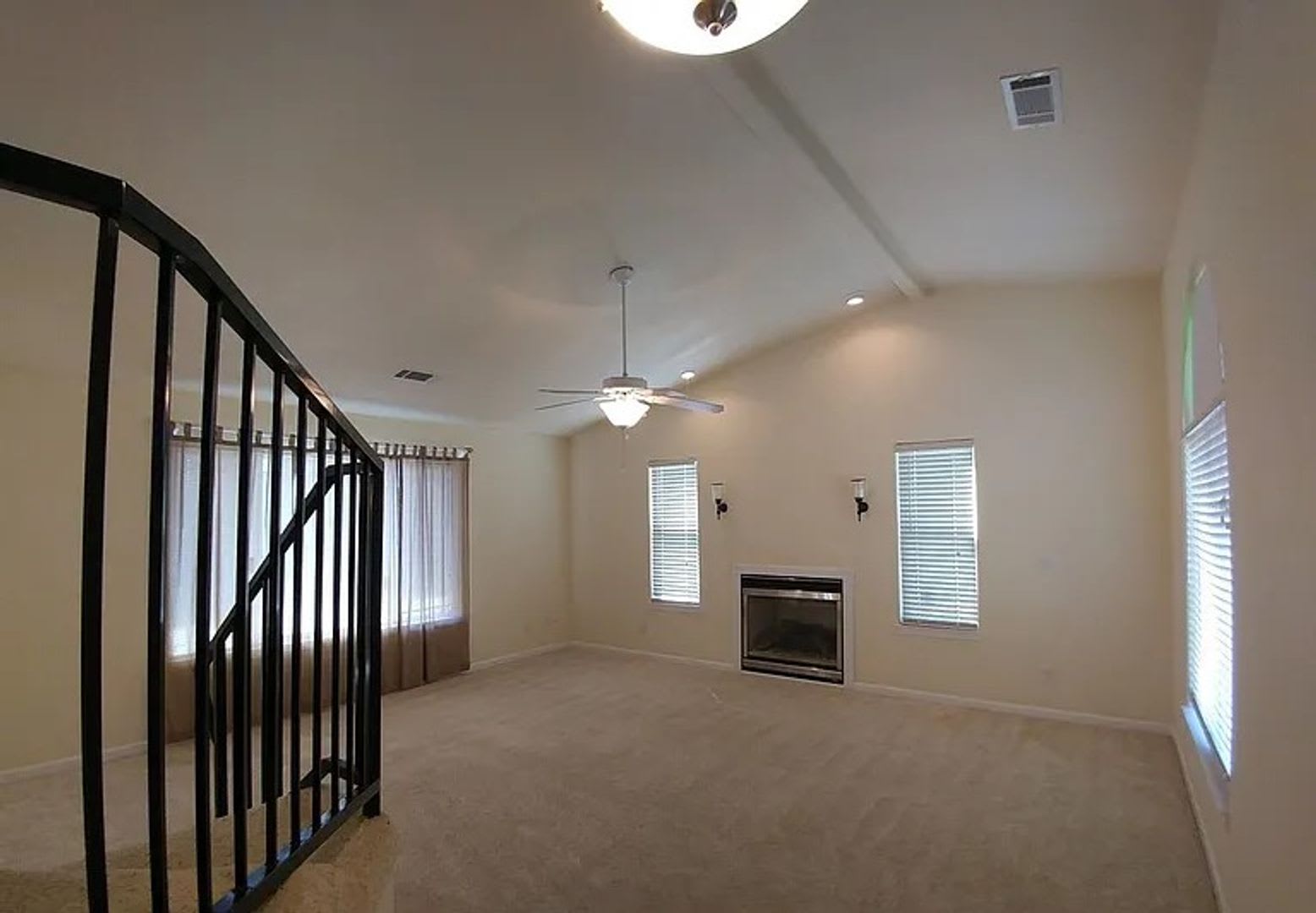 Large 3 Bed 3 Bath House In Lake California – photo 2