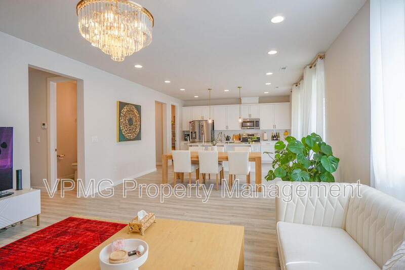 13513 NE 116th St – photo 5