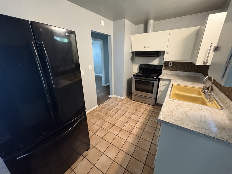 2442 North Pittsburg Avenue – photo 3