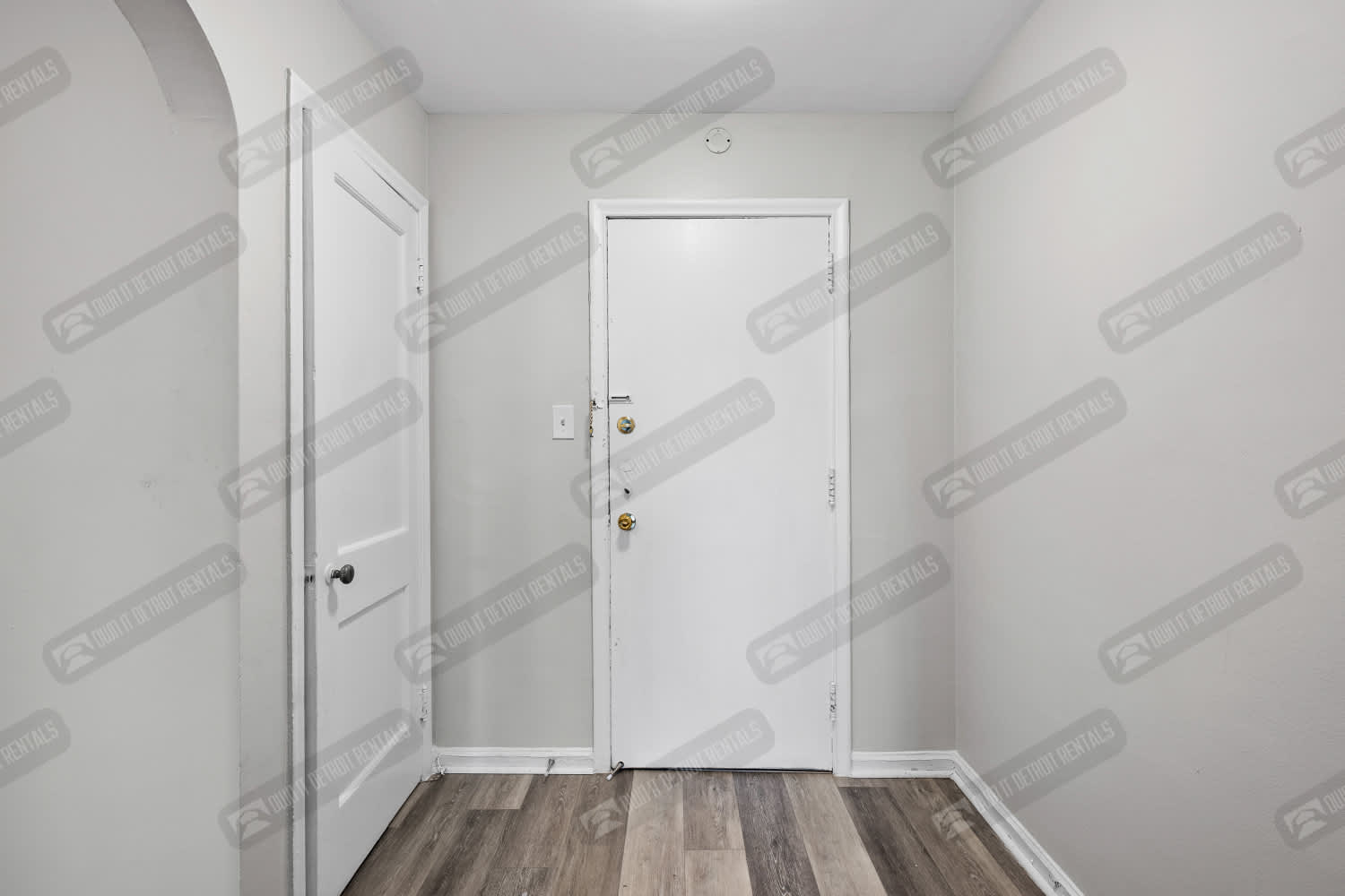 1000 Merton Rd Apt 1 – photo 4