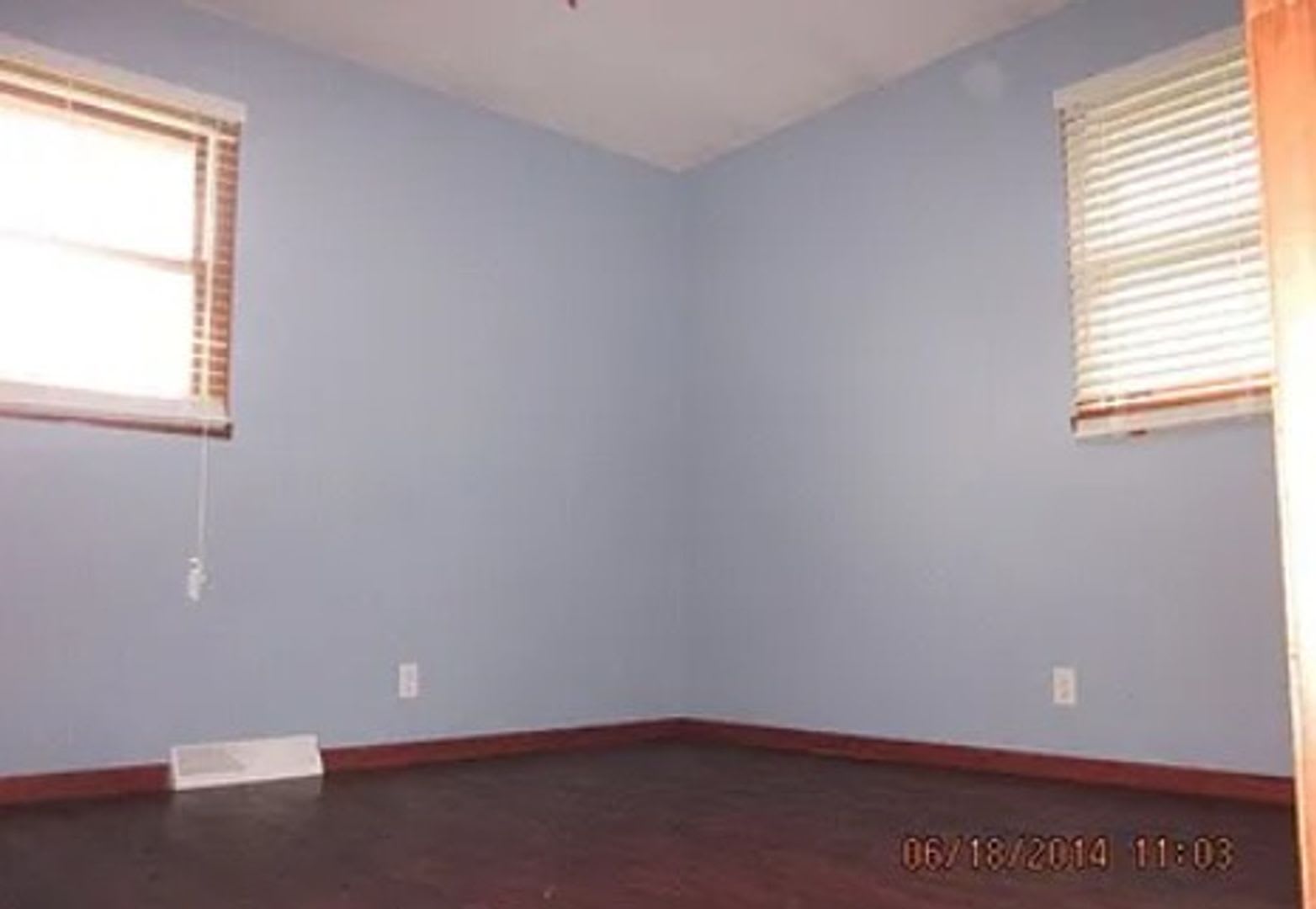 Gorgeous 4 Bedroom Ranch House – photo 5