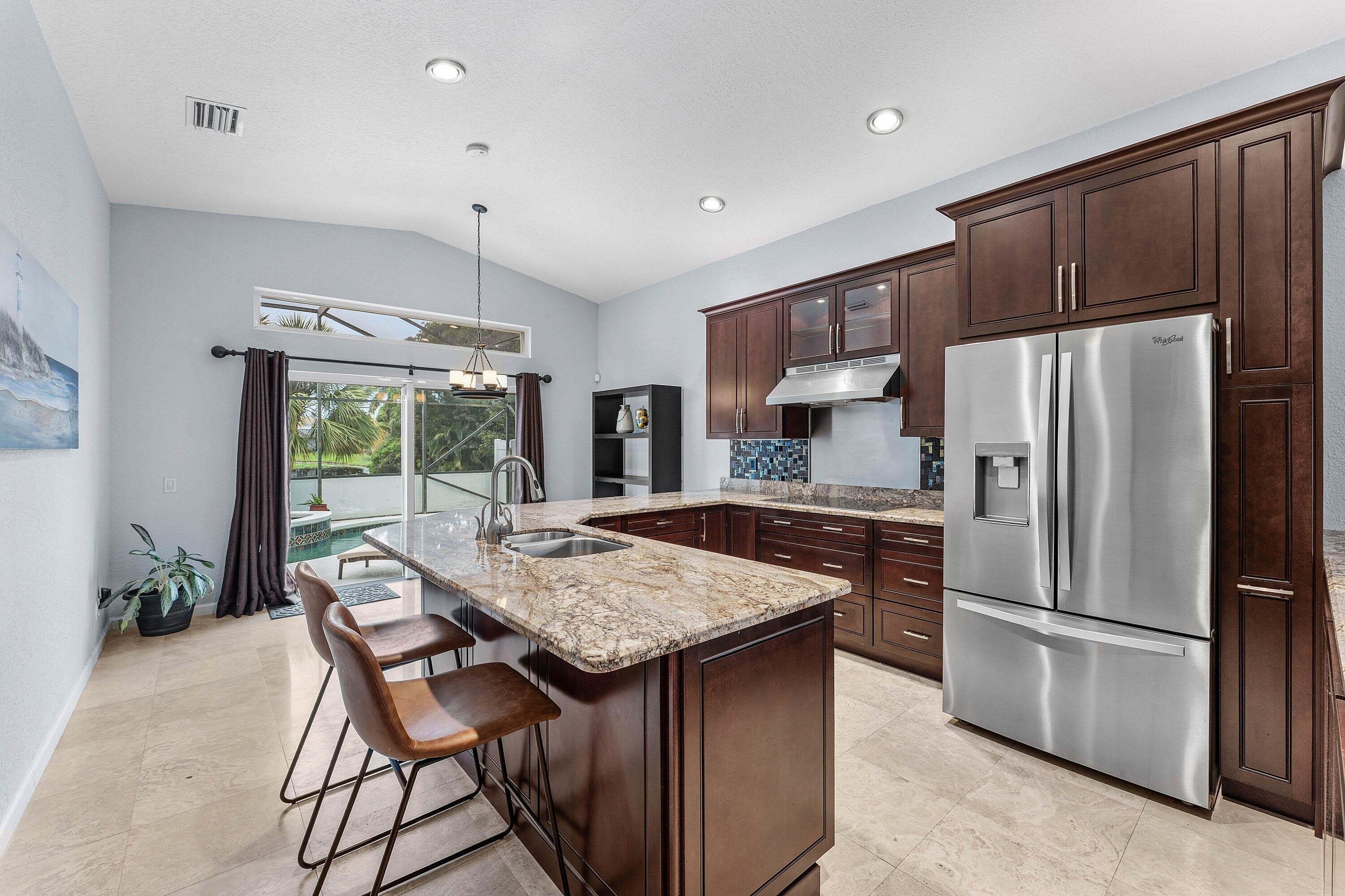 7076 MIDDLEBURY Drive – photo 5
