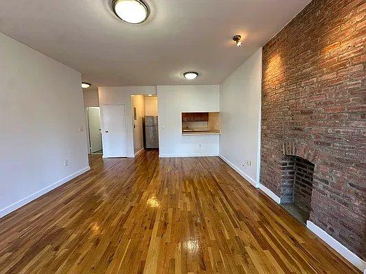 1795 Lexington Avenue – photo 3