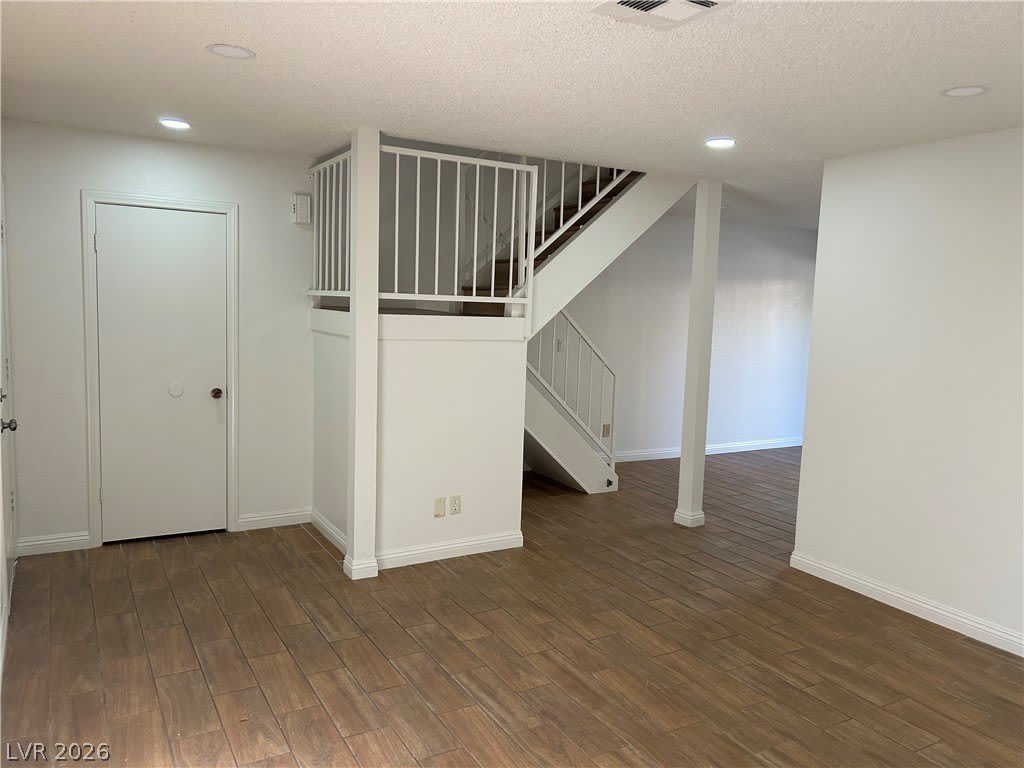 3937 S Torrey Pines Drive – photo 4